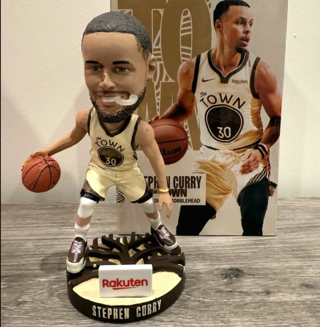 Stephen Curry Bobblehead 2025 – The Town Edition – Golden State Warriors NBA Figure